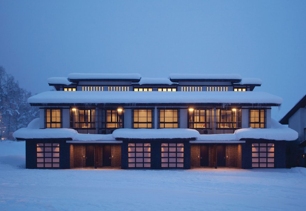 kasara-niseko-village-townhouse-an-ode-to-japans-heritage-townhouses